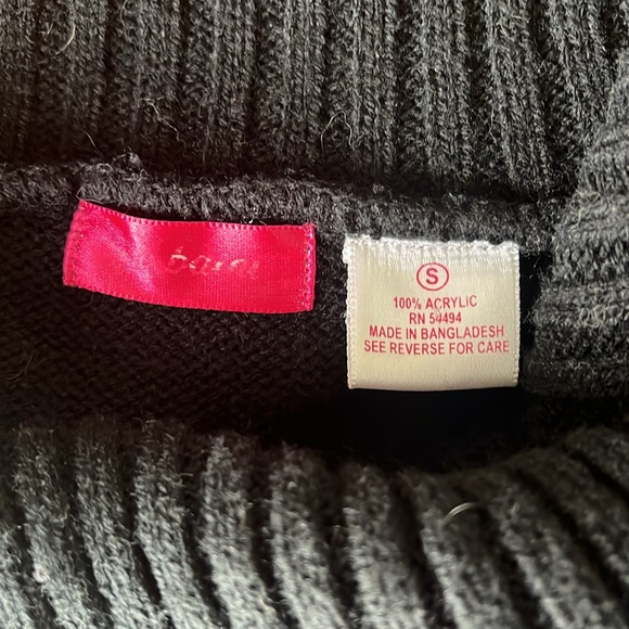 Black Mini Sweater Dress Red Paint - Picture 6 of 6